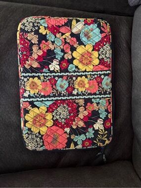 Vera Bradley Vintage Happy Snails Computer Case